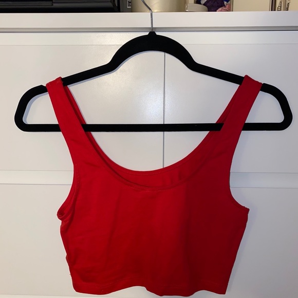 3/$25 Cropped tank - Picture 2 of 3